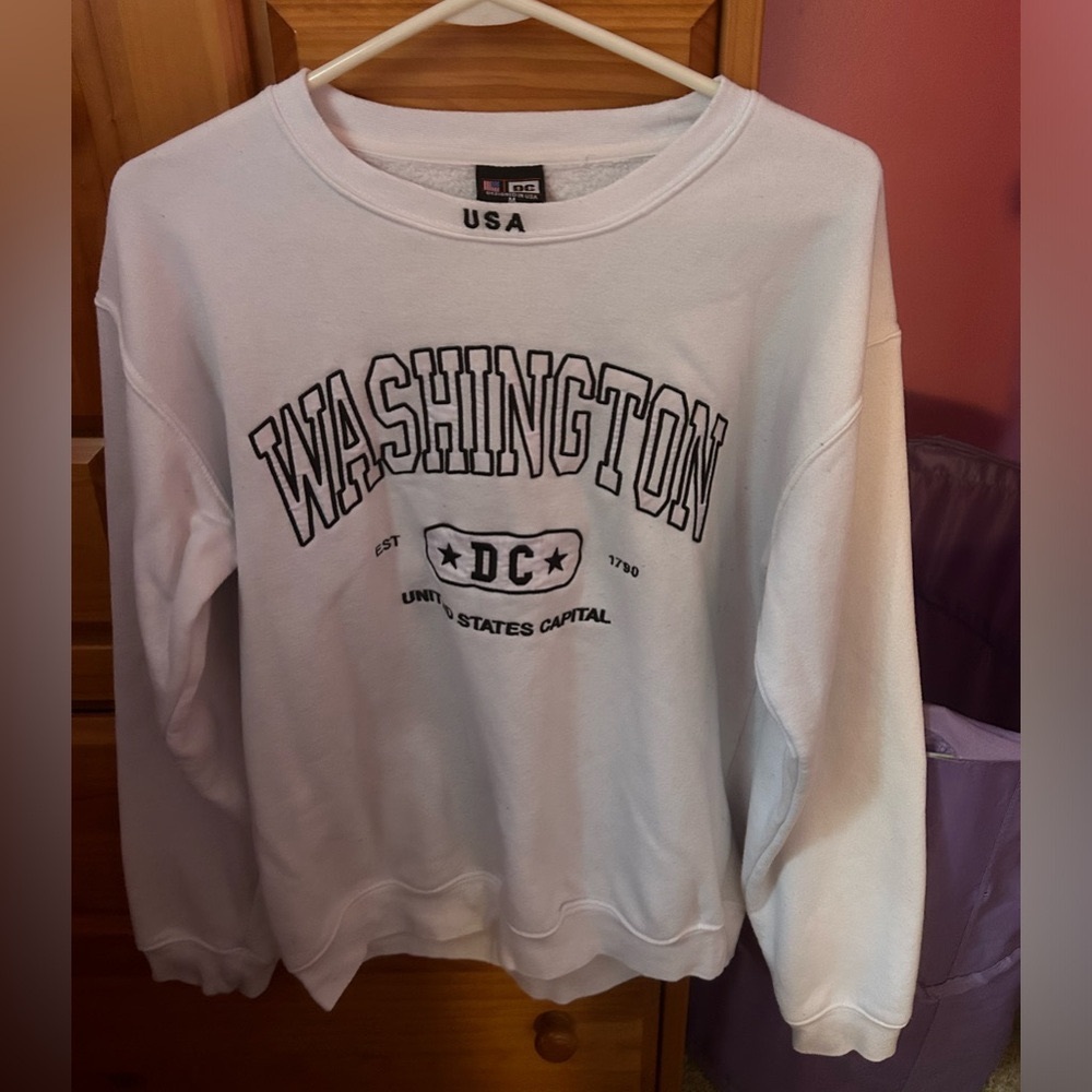 White Washington Dc Sweatshirt